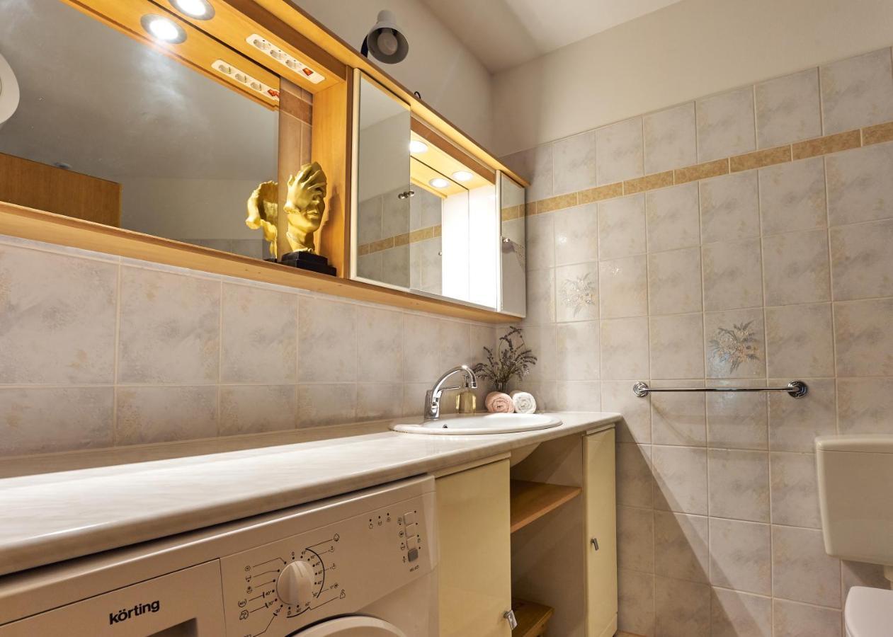 Baredinka Izola Apartment Bagian luar foto